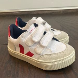 Veja Kid V-12 Small Velcro Canvas White